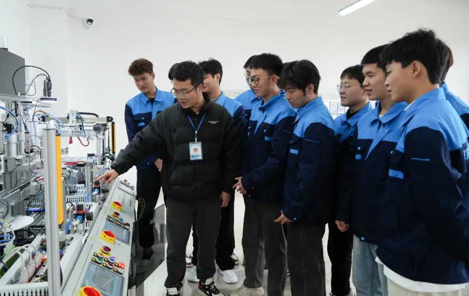 信息与智能制造学院课堂